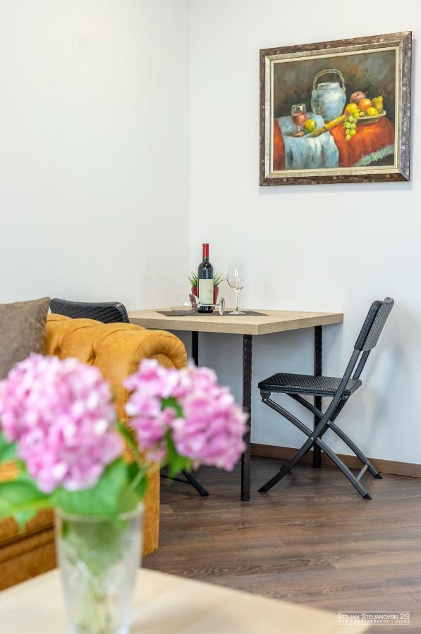 Urania Apartments أوهغيد المظهر الخارجي الصورة